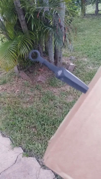 mene suit knife.jpg