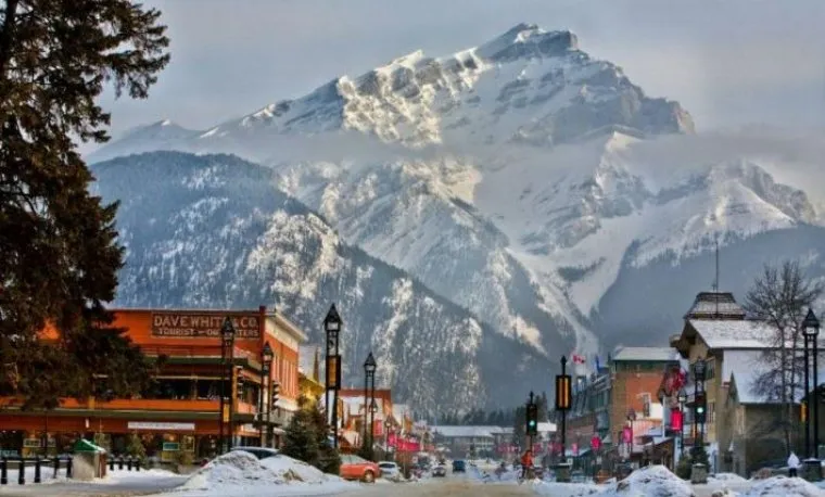 00-banff-photo-1.85.jpg