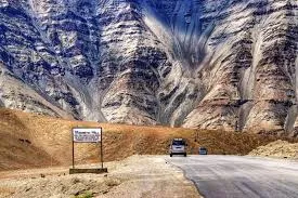 magnetic hill 1.jpg