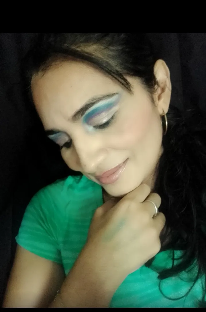 "B612_20220317_211549_281.jpg"