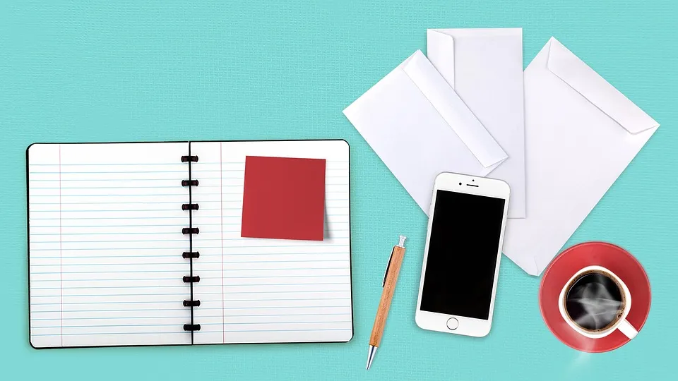 notebook-3750108_960_720.jpg