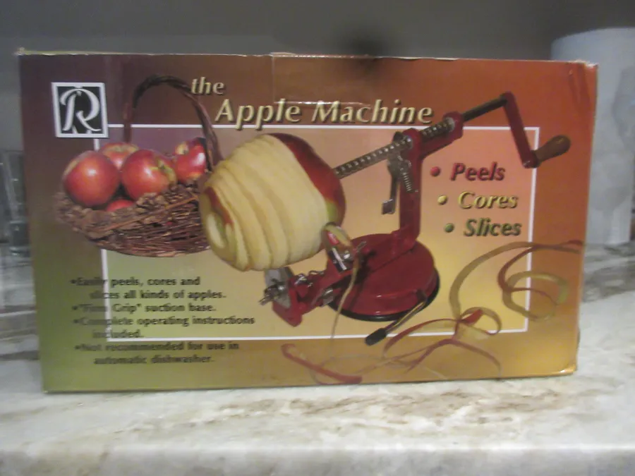 compote_02_apple_machine.png