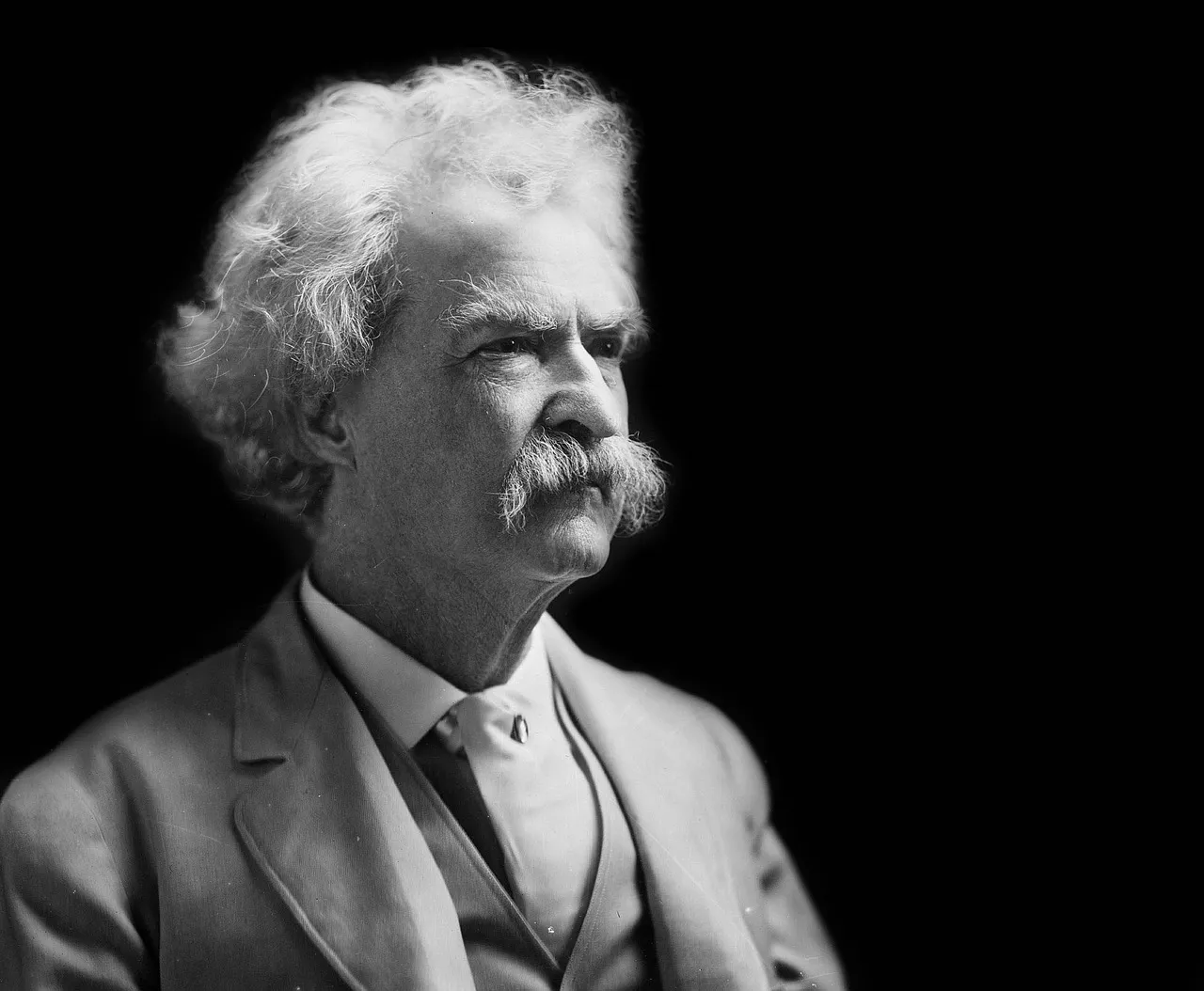 mark-twain-1602117_1280.jpg