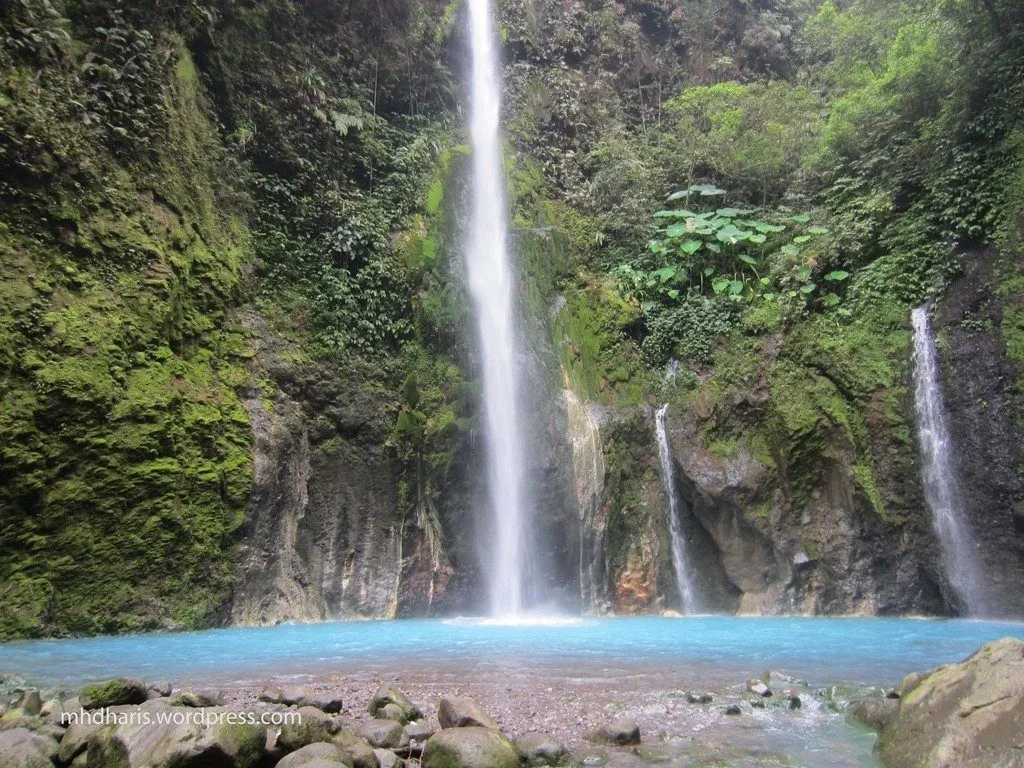 air-terjun-dwi-warna-11.jpg