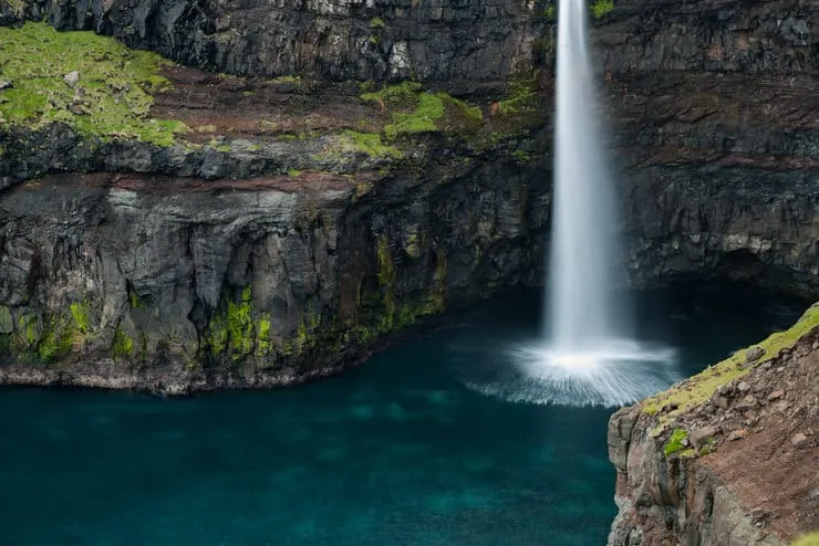 Gasadalur-Faroe-Islands.jpg