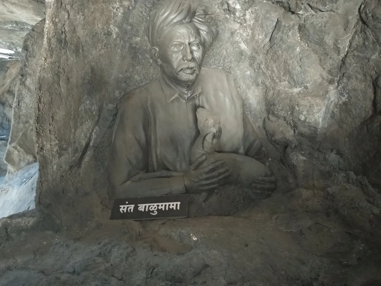 Saint Sculpture | Hadshi Santdarshan Museum - Photo Credits: Chetan Naik