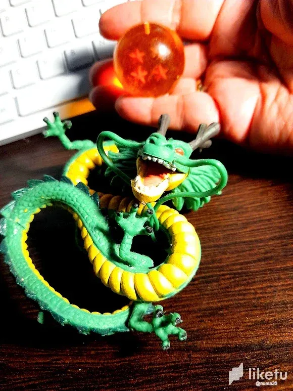 cltjsfv0o00023fszcy7xa943_dragon_y_la_bola_del_dragn.webp