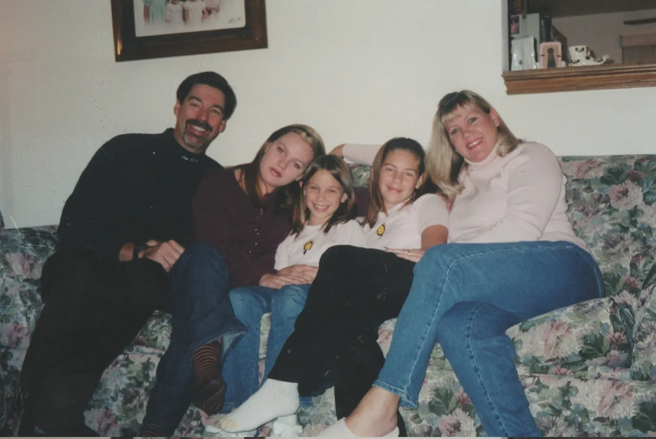 1999-12 - Morehead Family Christmas Card Photo Cover CROPPED.jpg