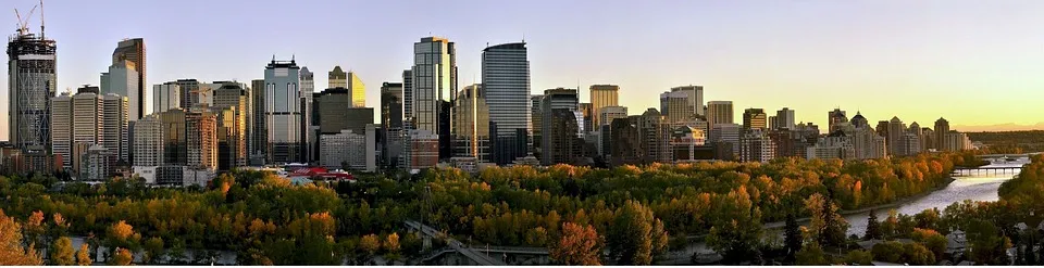 skyline-calgary-559370_960_720.jpg