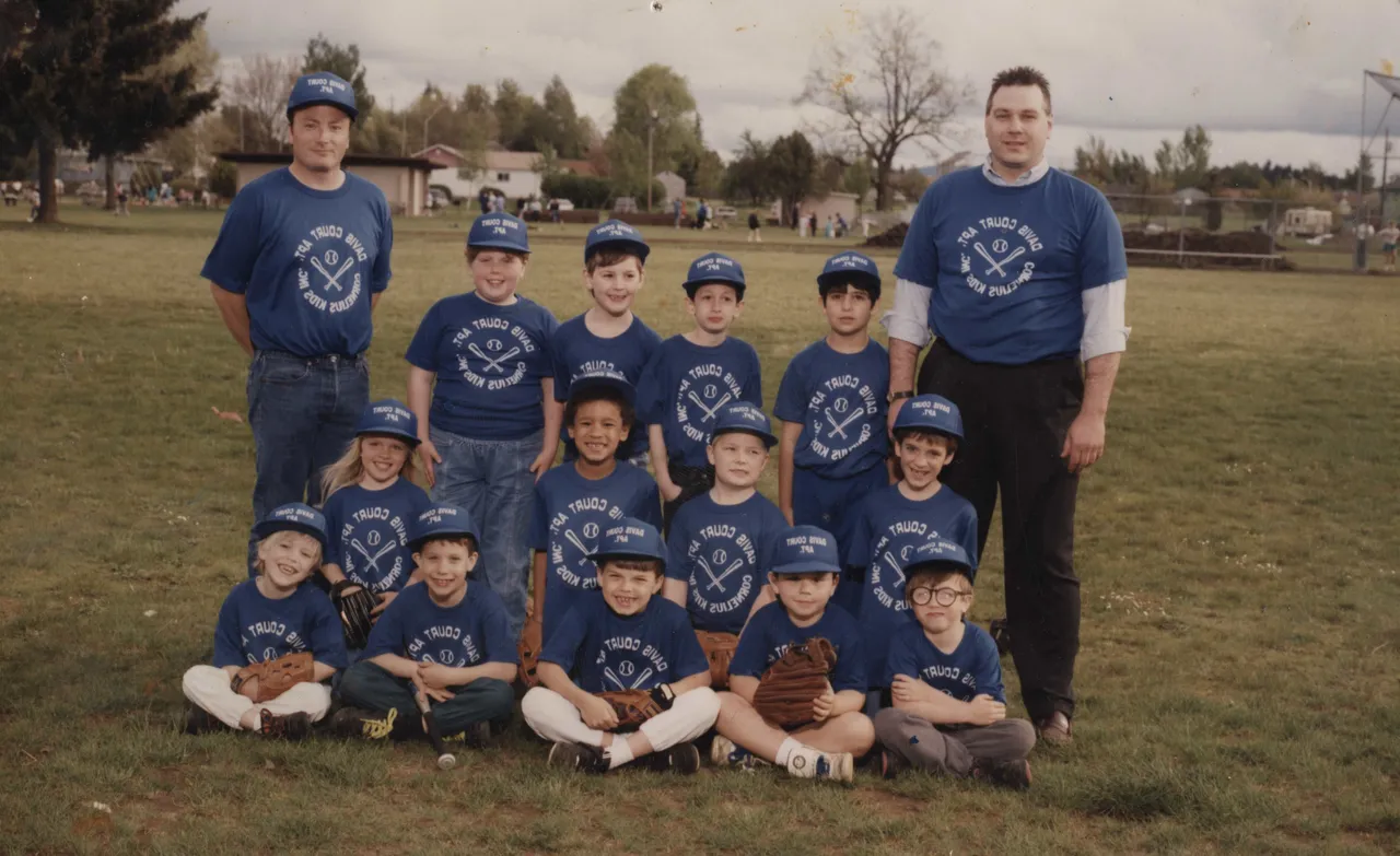 1993 Softball Team SMALL.jpg