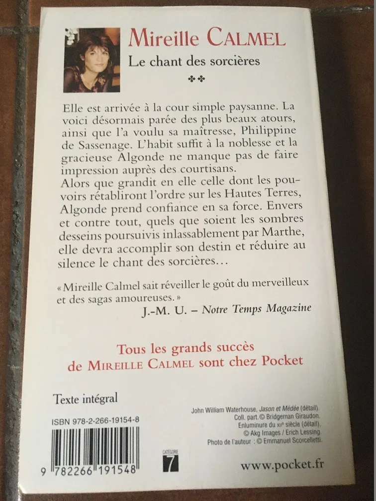 livre M Calmel chant sorcières 2 dos.JPG