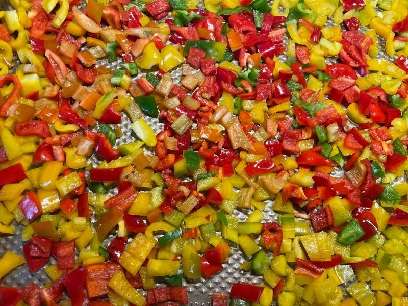 hivegarden-foodiesbeehive-peppers-1.jpg