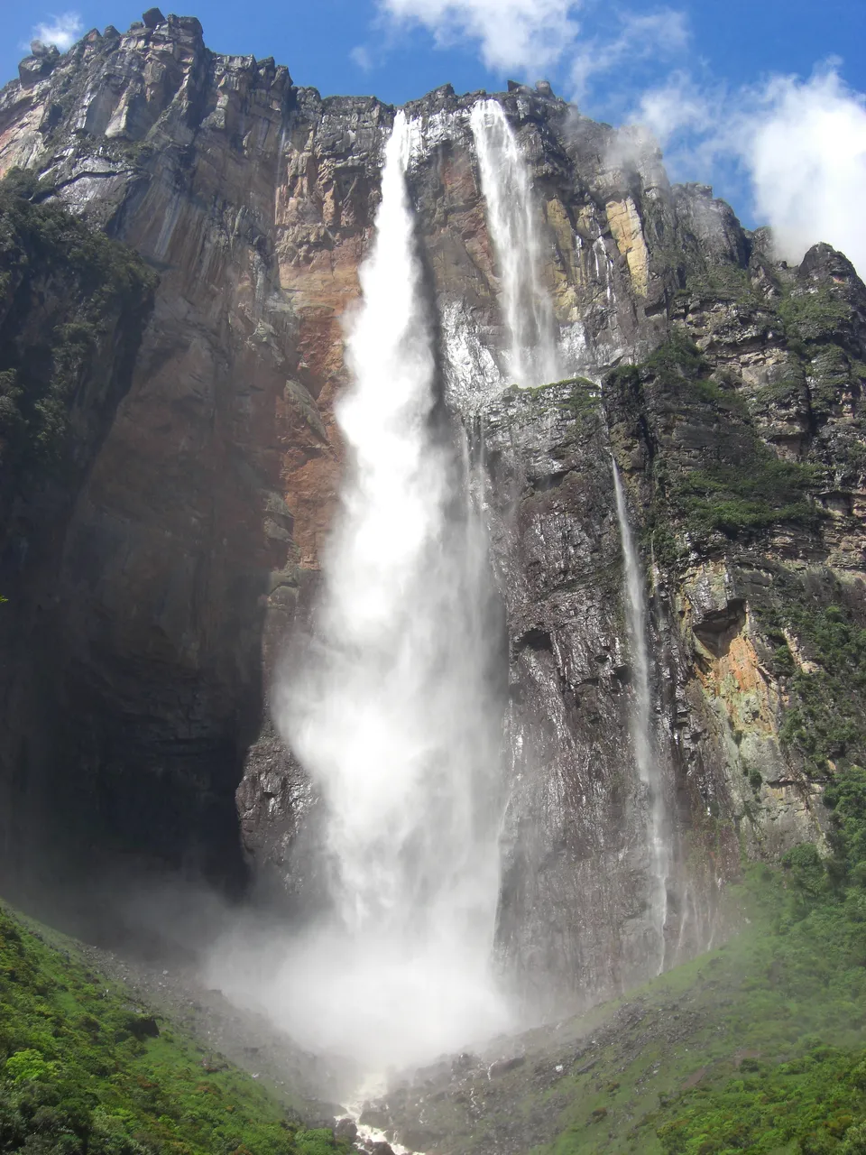 Salto_del_Angel-Canaima-Venezuela08.jpg