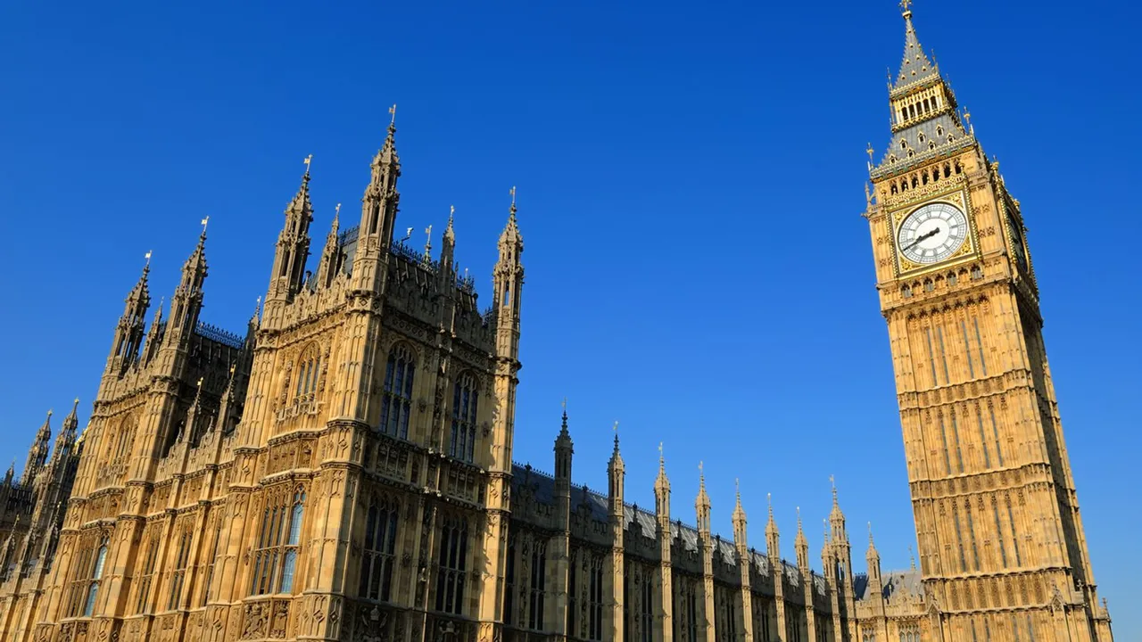 skynews-westminster-big-ben_6282935.jpg