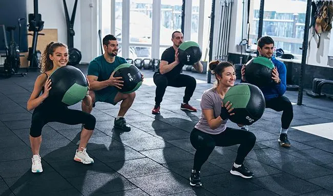 sentadillas-entrenamiento-funcional.jpg
