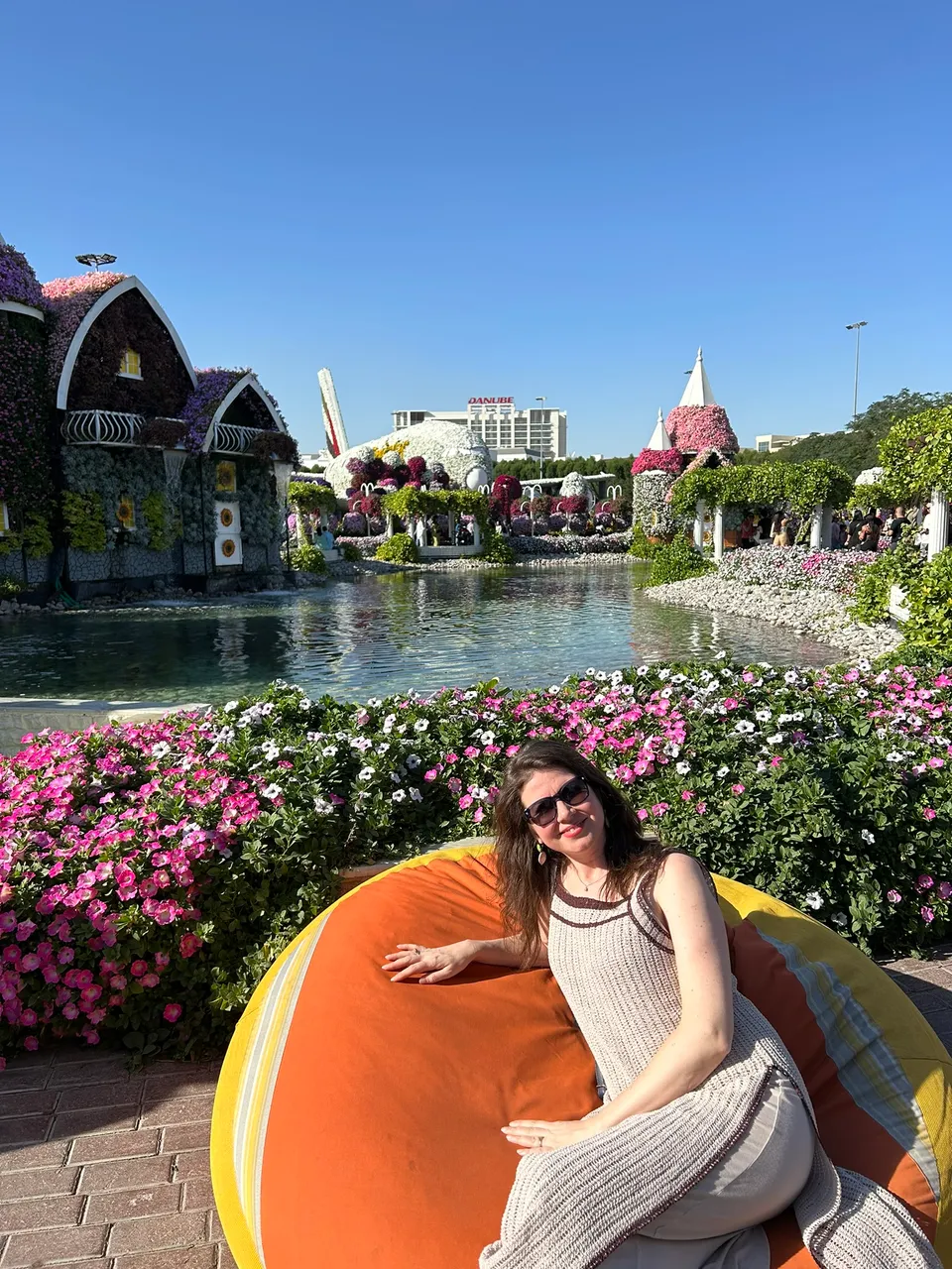 "6.Dubai Miracle Gardens_Annasworld.JPEG"