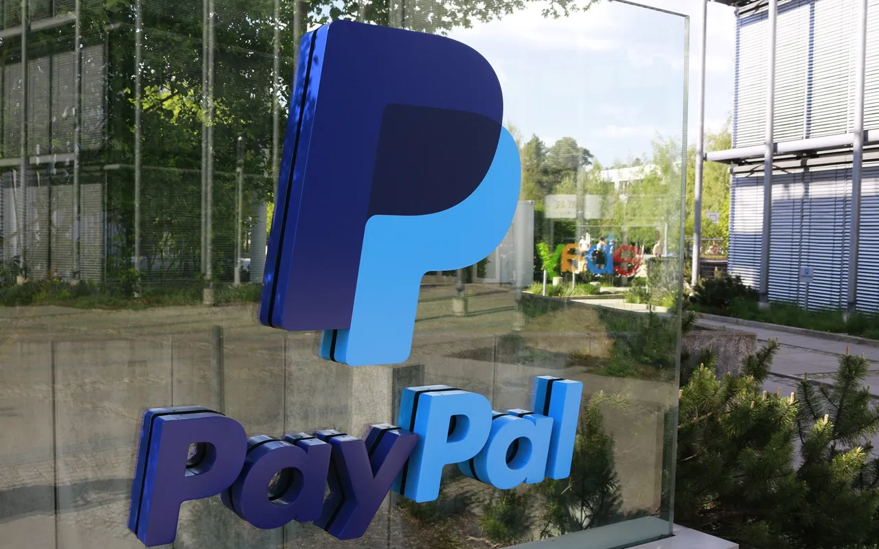 shutterstock_655382365-paypal-logo.jpg