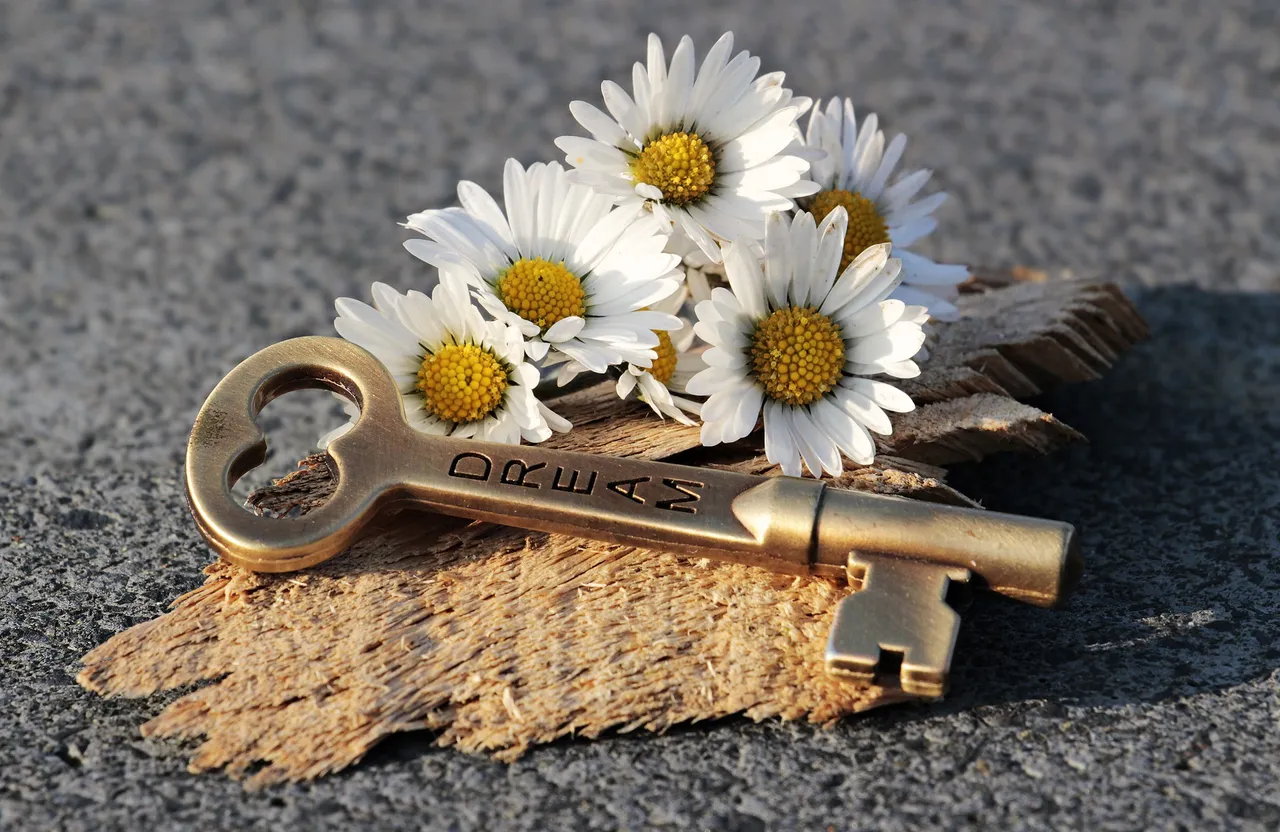 key-3087889_1920-pixel2013-pixabay.jpg