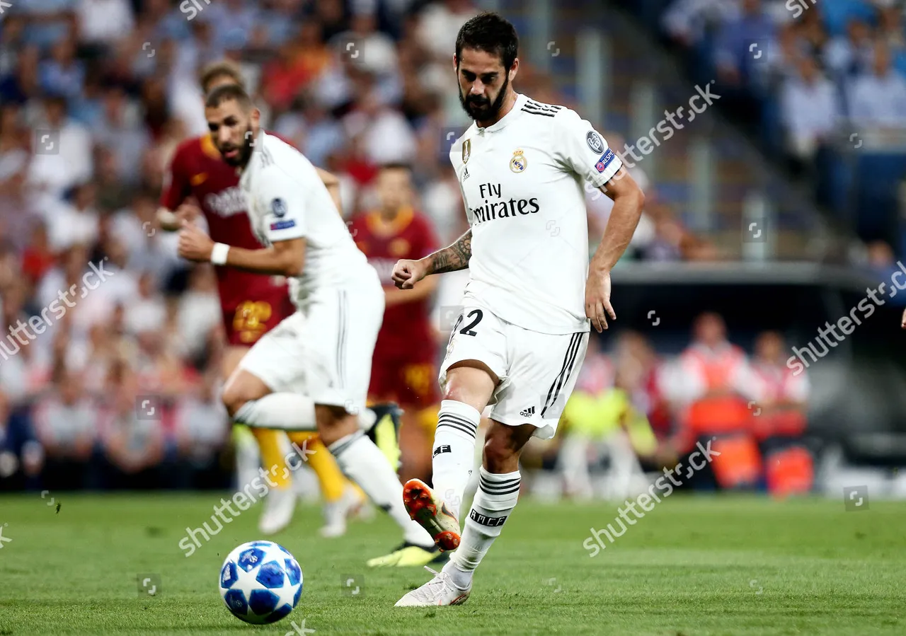 real-madrid-v-as-roma-group-g-uefa-champions-league-santiago-bernabeu-stadium-madrid-spain-shutterstock-editorial-9887113cb.jpg