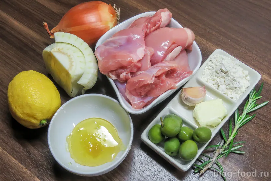 Chicken with fennel, lemon and onion