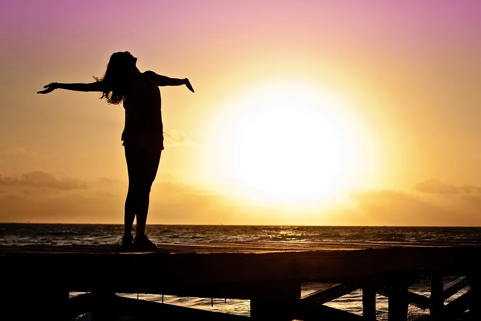 Woman, Girl, Freedom, Happy, Sun, Silhouette, Sunrise