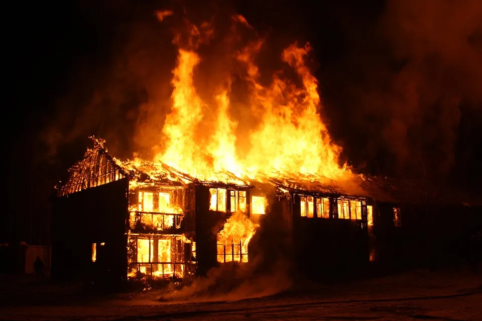 Feu, La Maison BrÃ»le, Flamme, Incendie