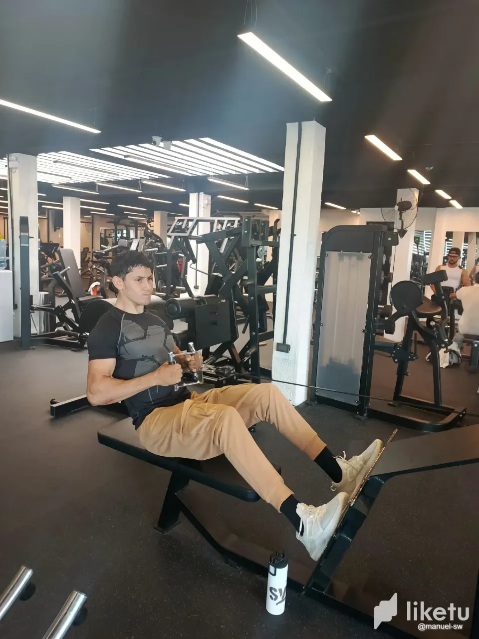 HHEYjEgPx5w42oSQ_WhatsApp_Image_2025-04-18_at_9.50.33_PM.webp