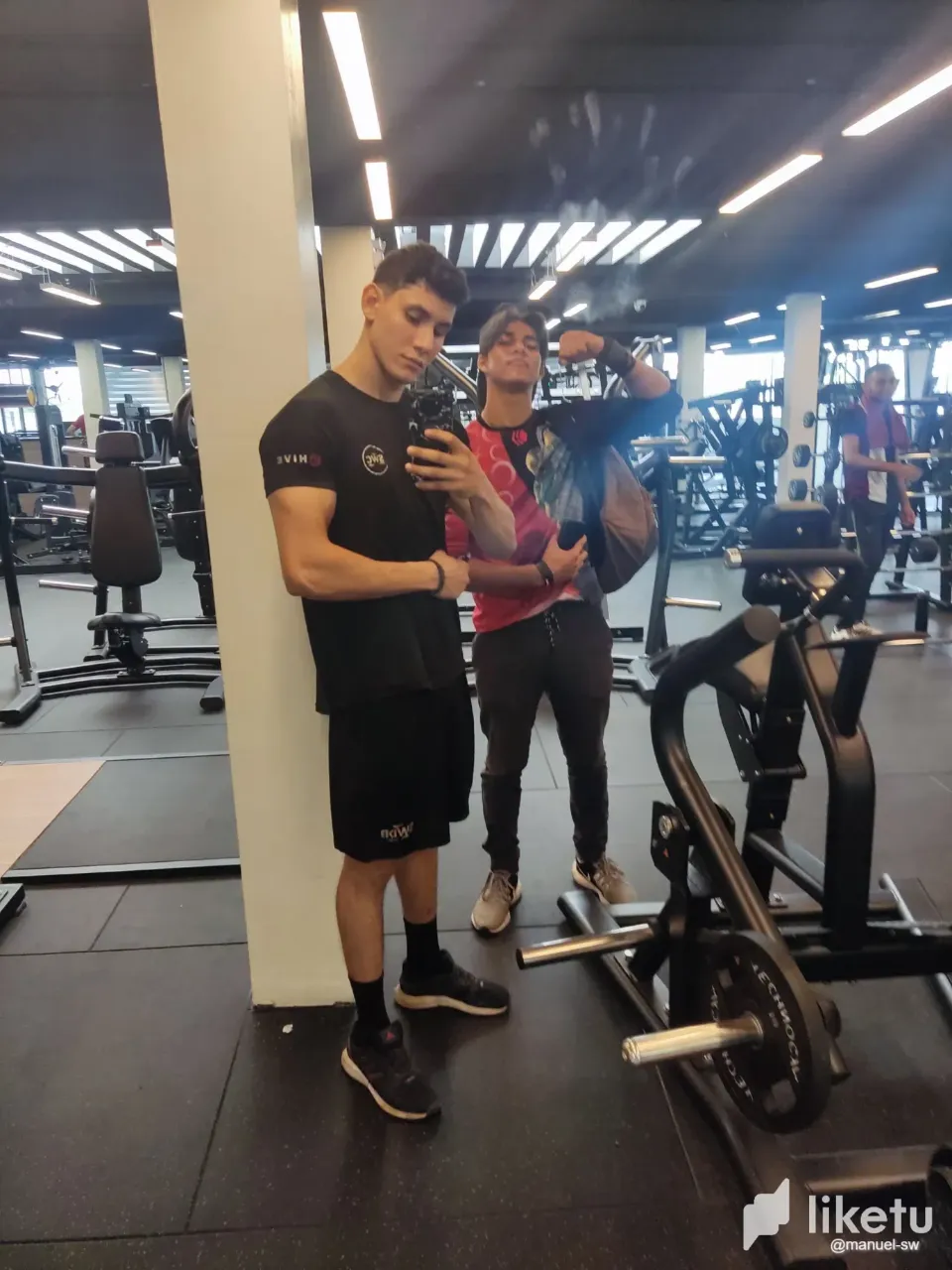 rK75bMBbNRVyuZg1_WhatsApp_Image_2025-03-26_at_9.49.44_PM.webp