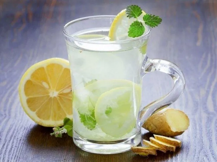 5_health_issues_lemon_water_can_solve_heres_how_to_best_have_it_1527875096_725x725.jpg