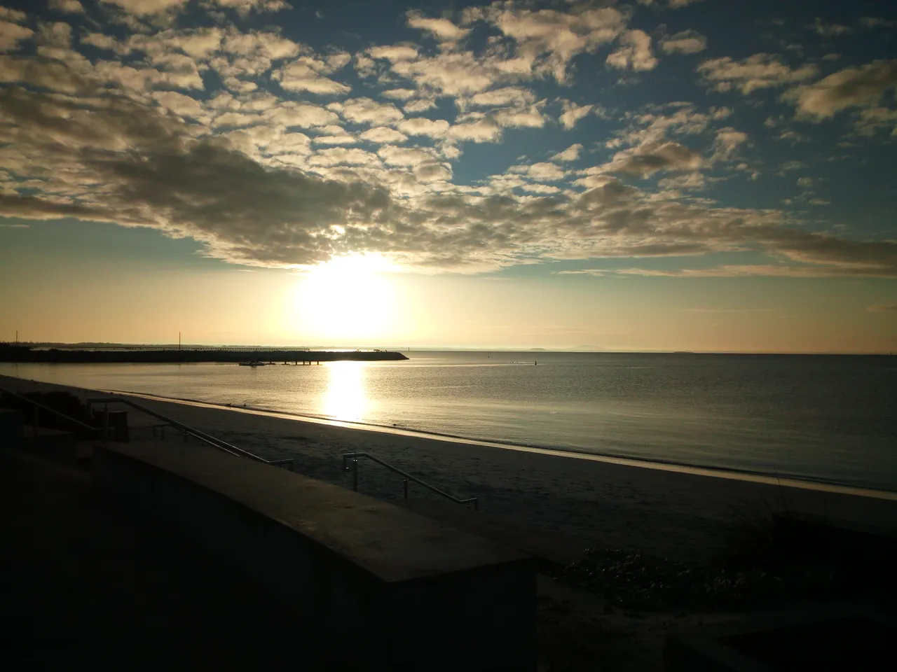 Esperance sunrise over town beach.jpg