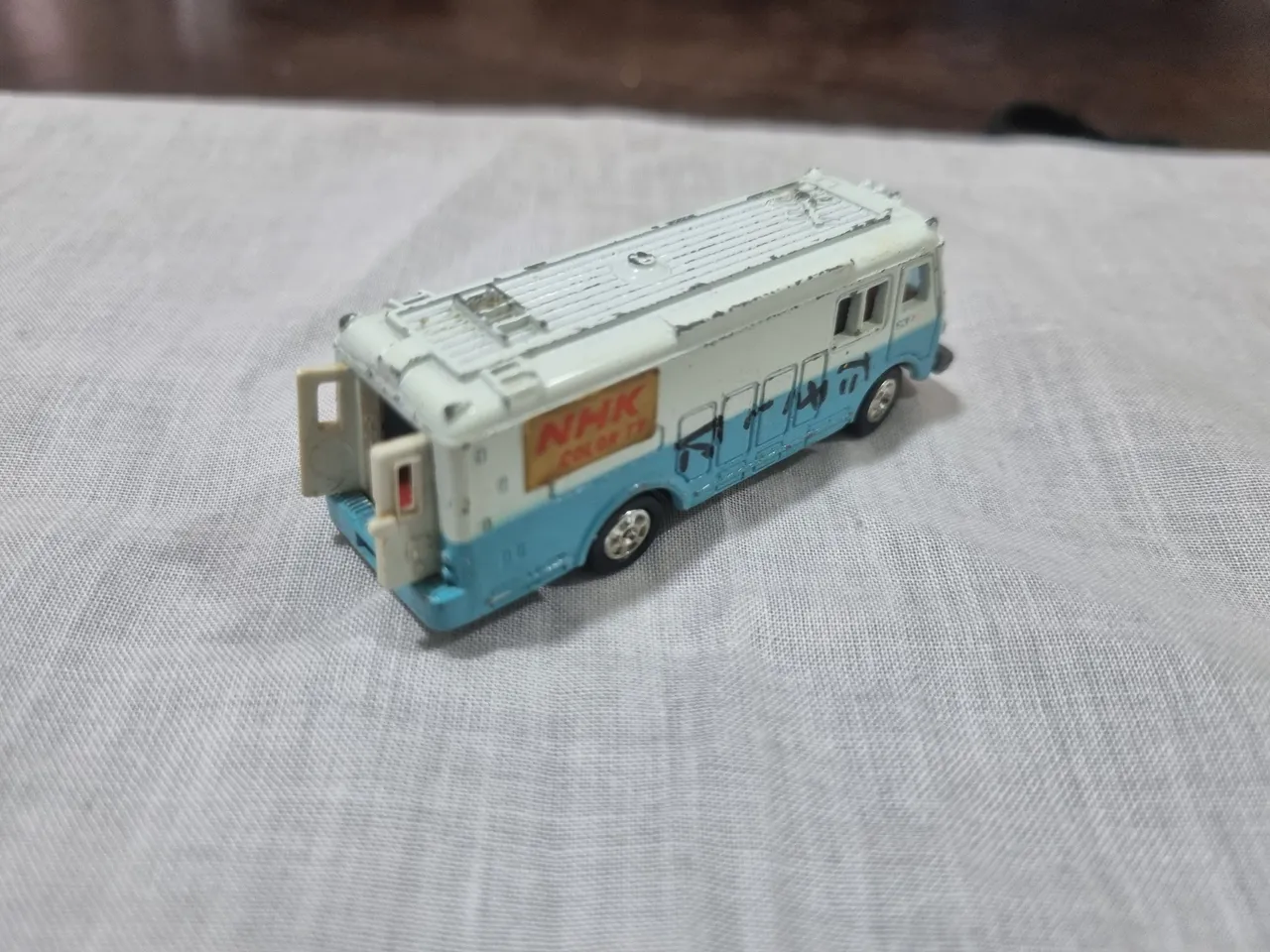 Bus7_Back.jpg