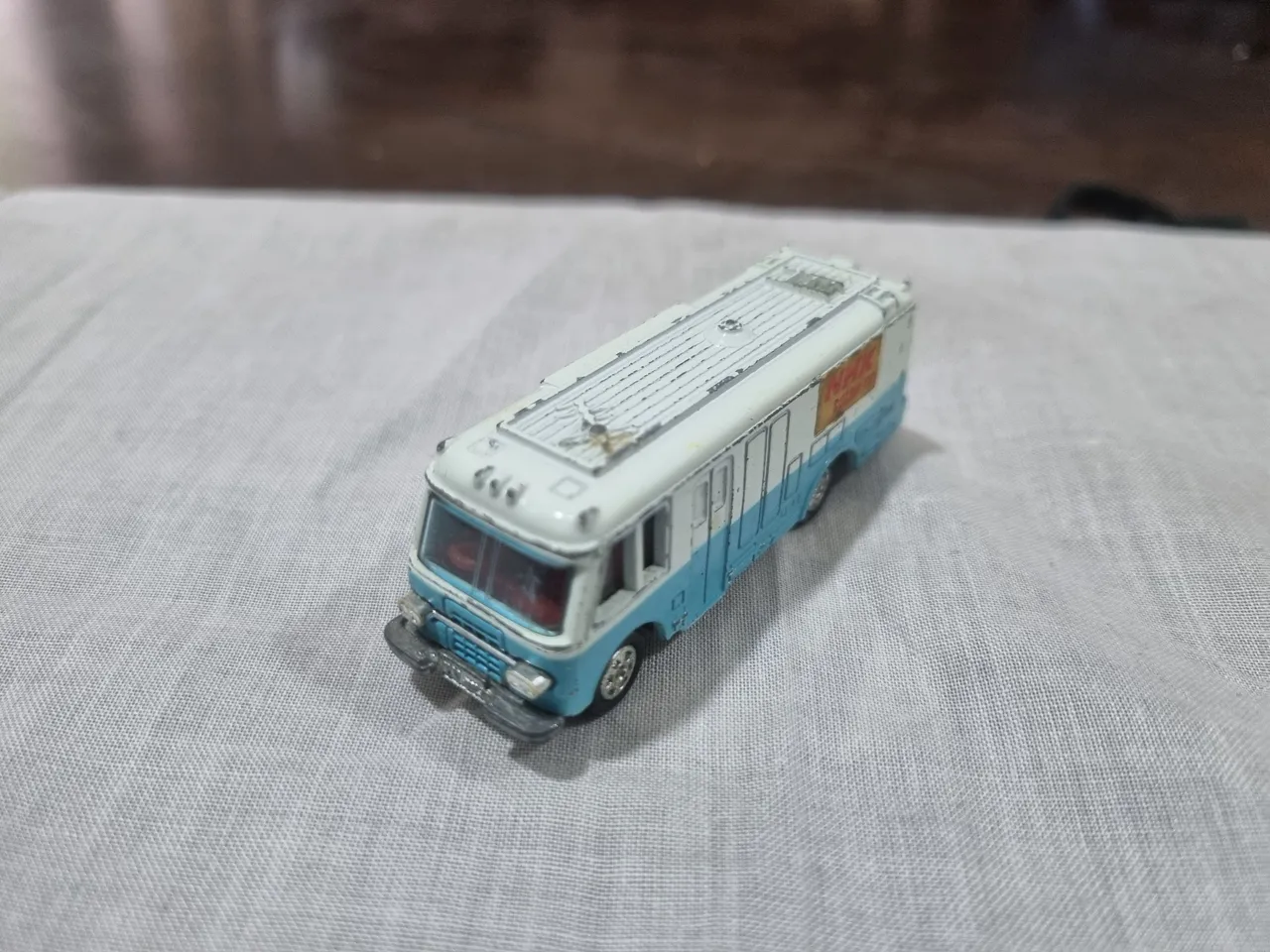 Bus7_Front.jpg