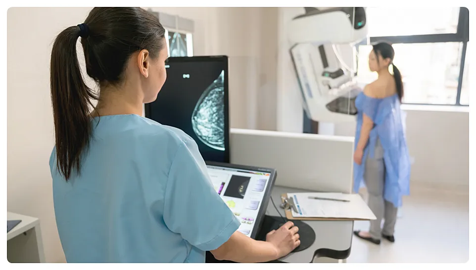 mammography-nurse-patient-CU-1600x900.png