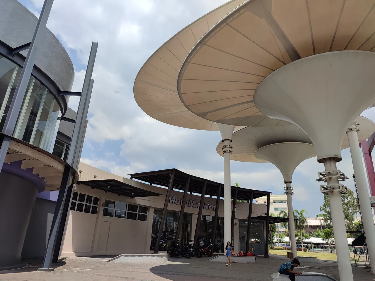 Eton Centris.jpeg