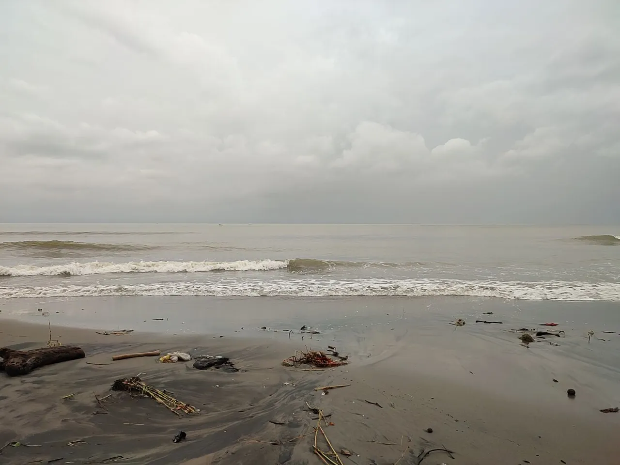 Beach 1.jpeg
