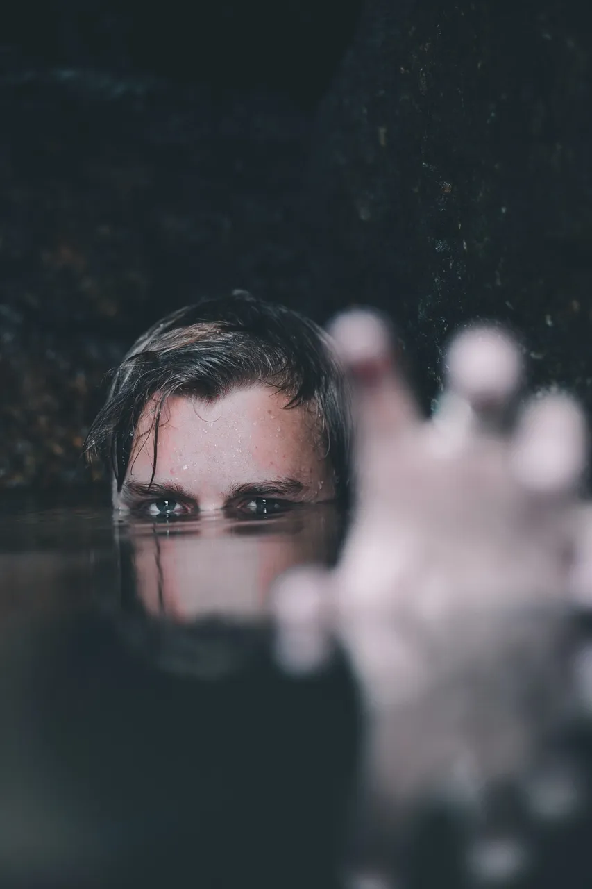 gage-walker-HcgDLkDbo7U-unsplash.jpg