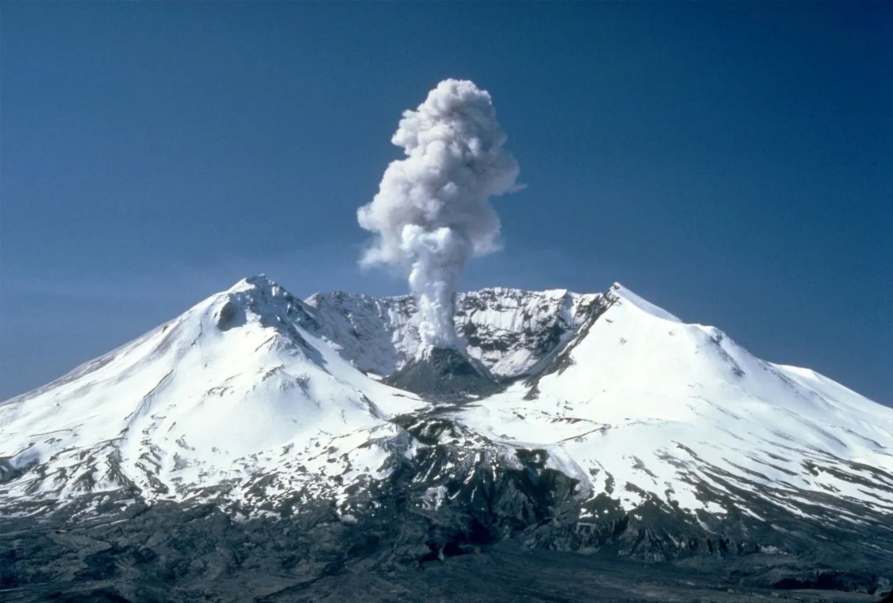 mount-st-helens-164848_1280.jpg