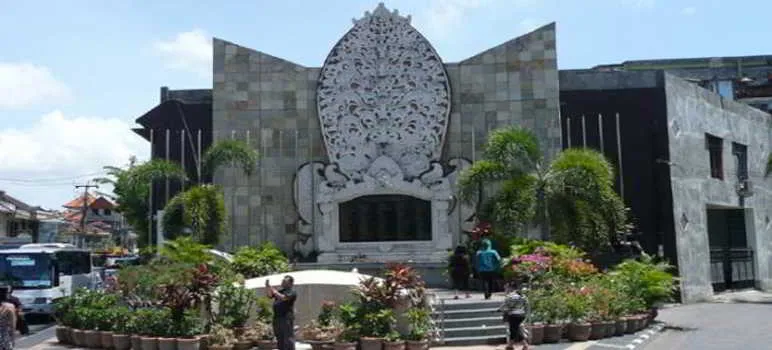 Monumen-Bom-Bali.jpg