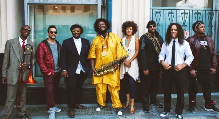 Kamasi Washington grupo 1.jpg
