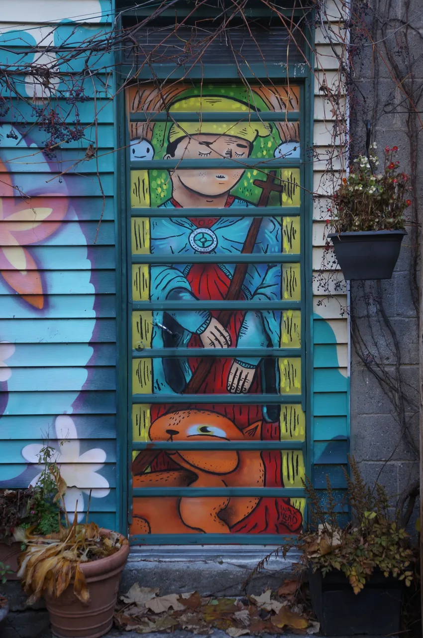 918 - Waxhead ruelle Avenue Parc.jpg