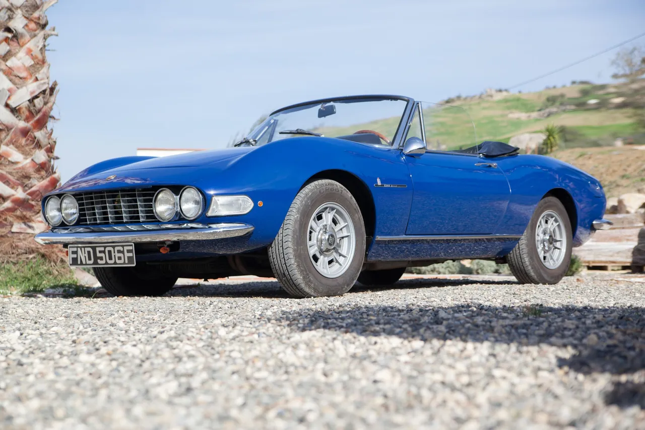 FIAT DINO 2.0 SPIDER AVEC HARDTOP 1967.jpg