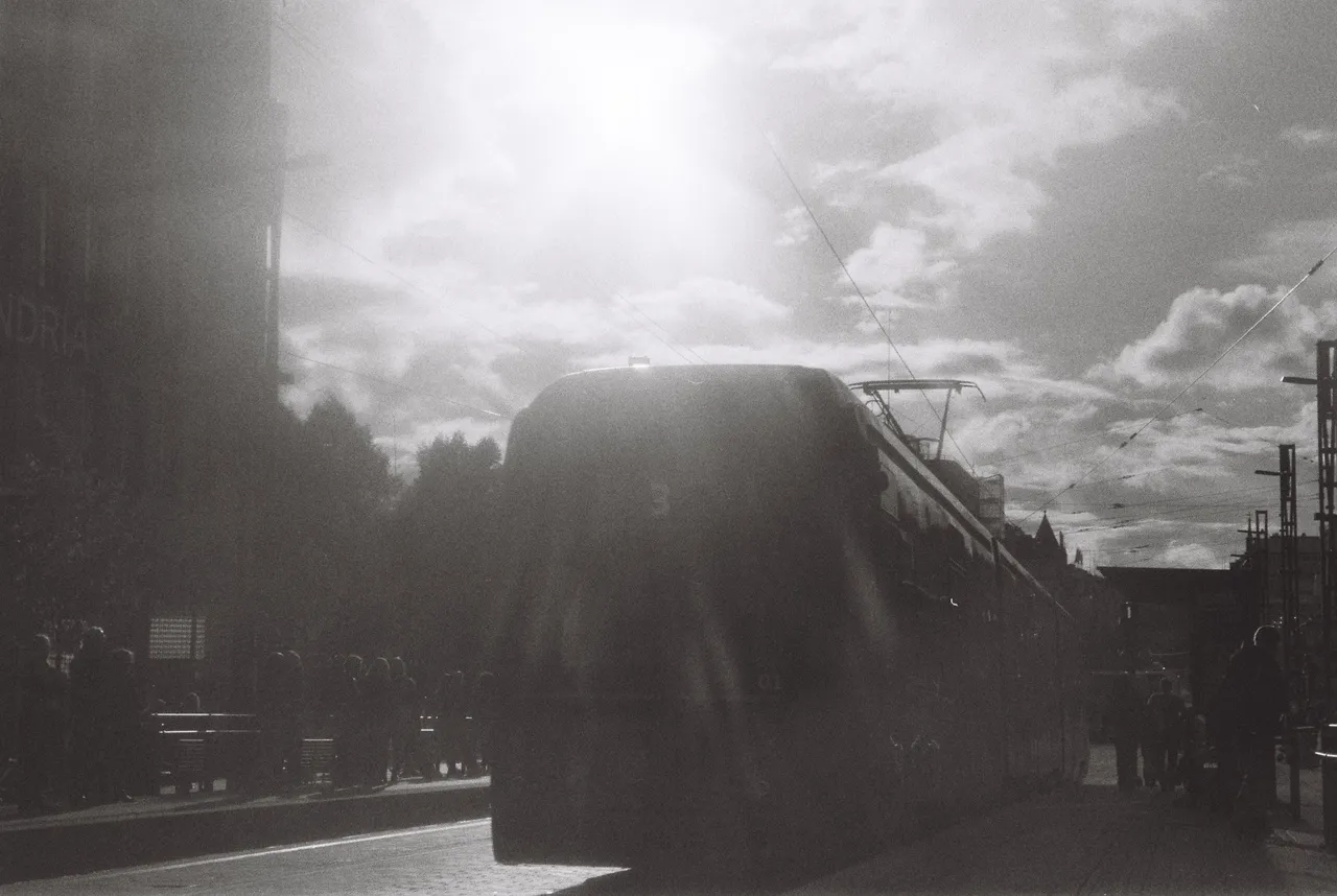 R1-04821-0002.jpg
