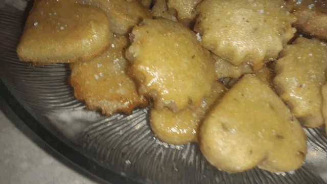 gfv_1666738714519.gif
