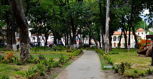Plaza Madariaga.jpg