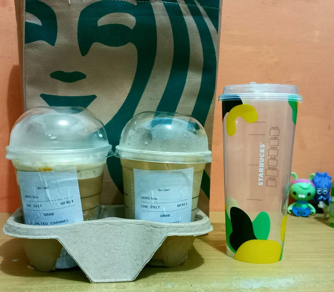 starbuck.jpg