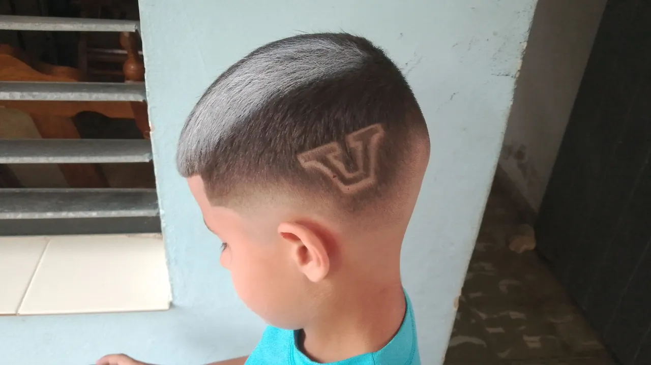 1000203200.jpg