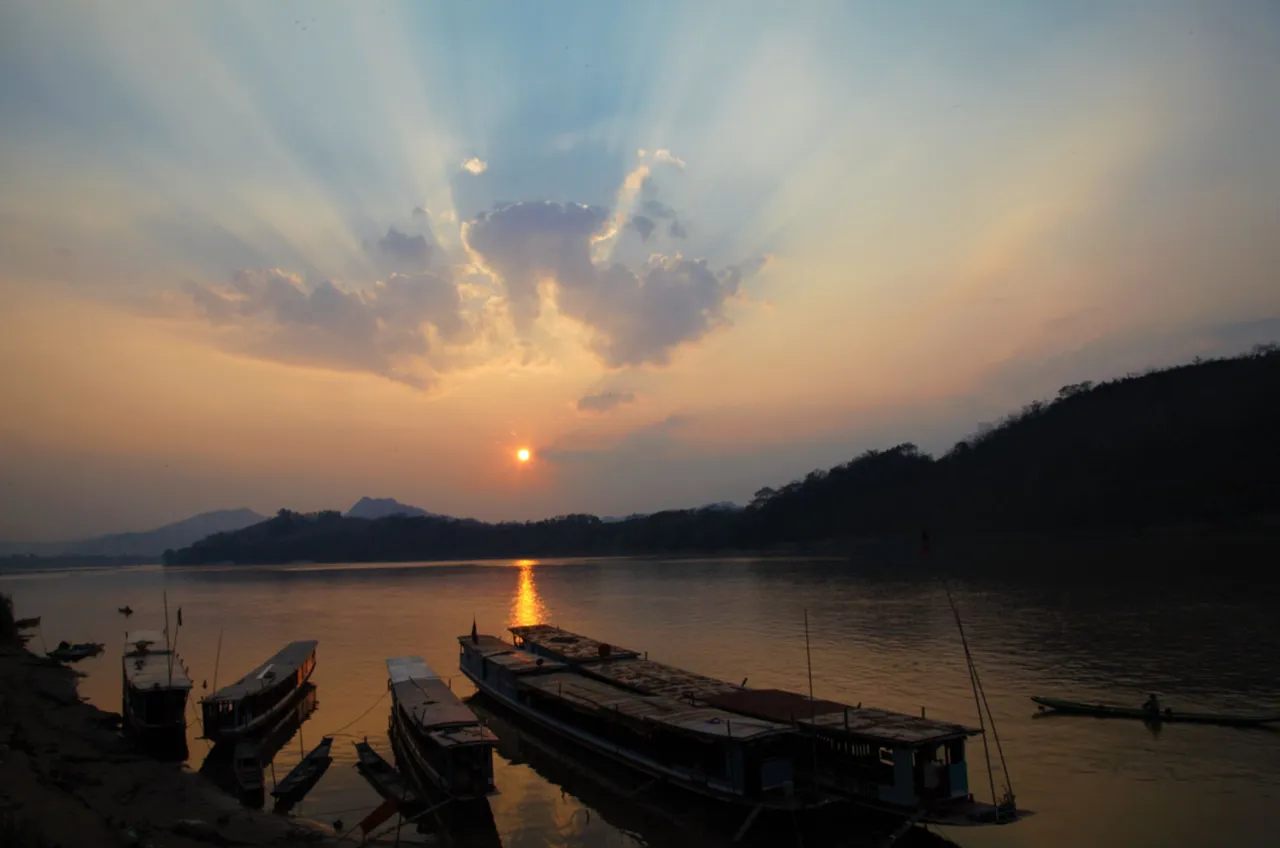 Screen Shot 2565-08-09 at 18.11.46.png