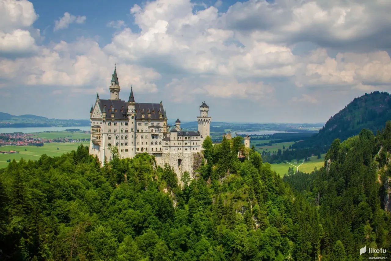 Screen Shot 2565-07-27 at 18.03.15.png