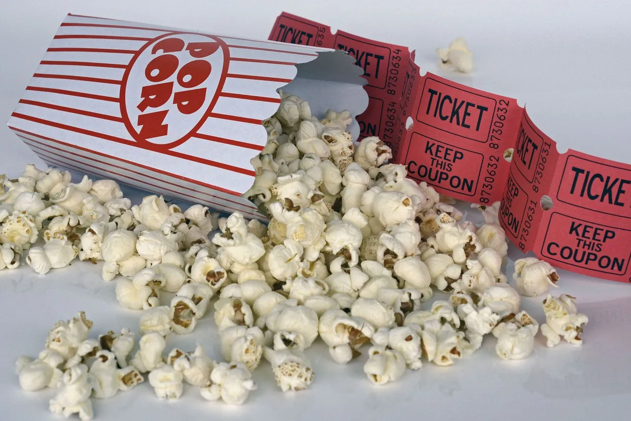 popcorn-1433326_1920.jpg