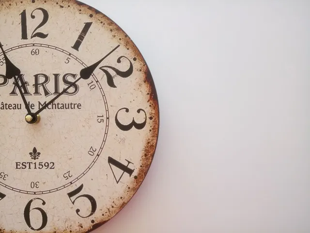 clock-3559011_640.jpg